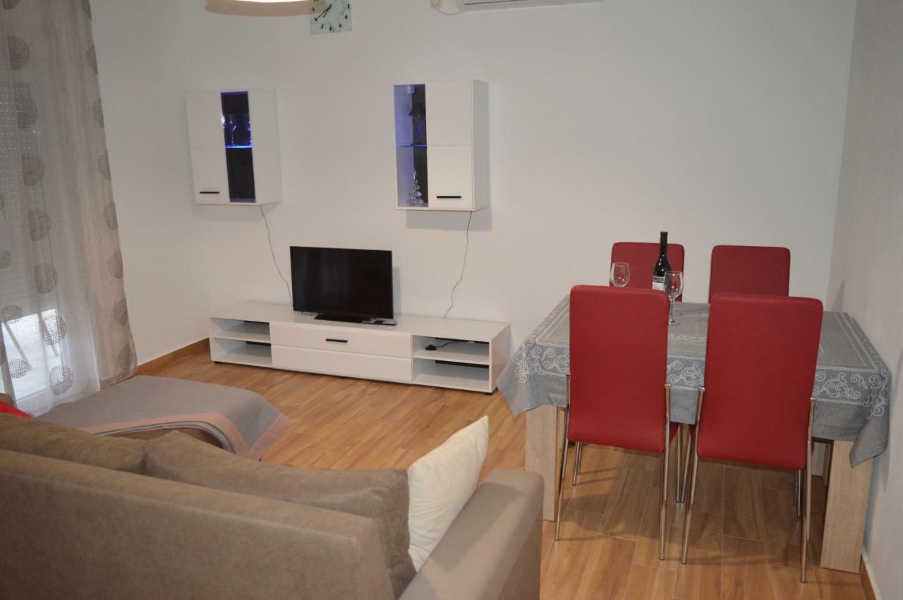 Apartmán Fourm Bibinje Exteriér fotografie